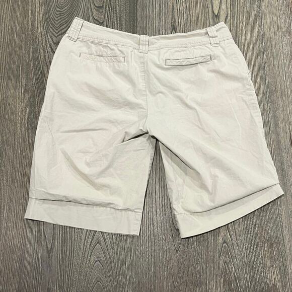 SO Womens Bermuda Shorts Flat Front Mid Rise Slash Pockets Cotton Khaki Size 9 - Picture 6 of 6